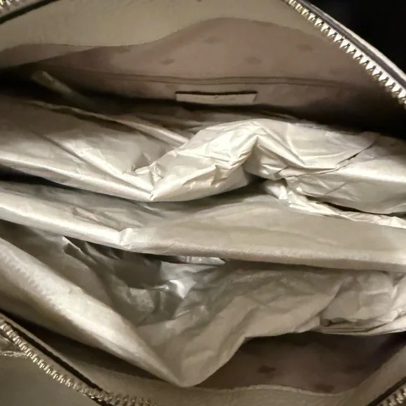 Kate Spade Cream Shoulder Bag - Picture 4 of 4